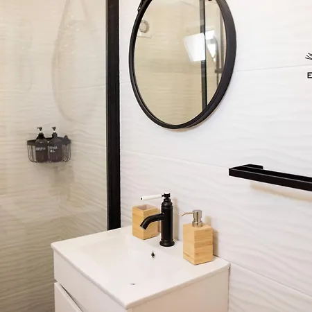 Izzys Place By Escape To Madeira *